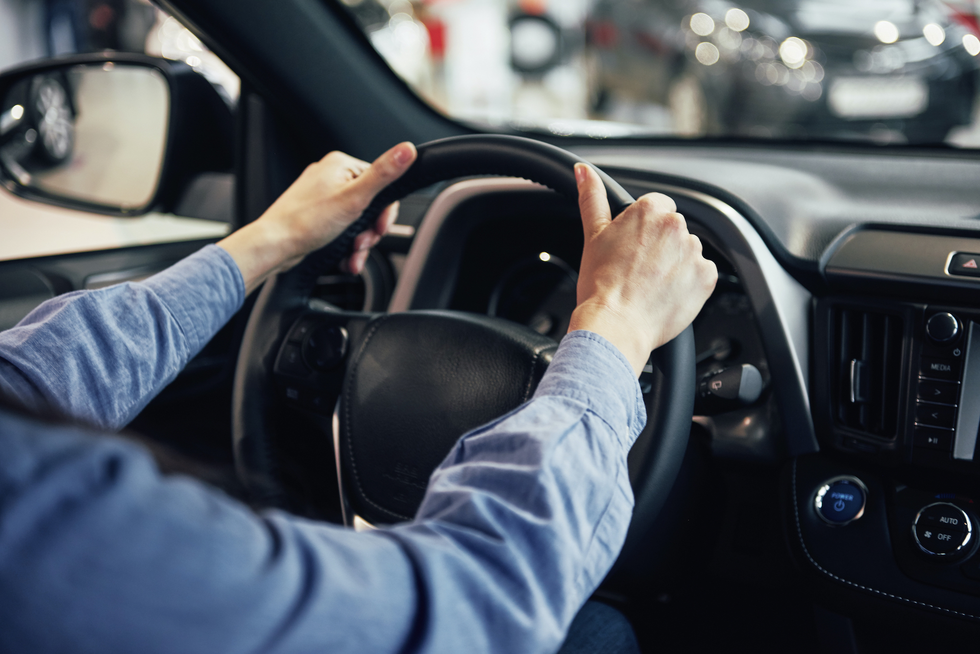 Prawo Jazdy – Czy W Oczekiwaniu Na Nowe Mogę Prowadzić Samochód?